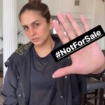 Huma Qureshi Instagram - I am so happy that a show is finally talking about the issue of human trafficking. Just saw all episodes and I must say - Woah!!! Congrats to the entire team for being a part of this game-changer show #Flesh. Ab agla step hum sab milke lenge! Let’s shout out loud that we are #NotForSale! Upload your picture now and tag #notforsale to take a stand against human trafficking, just the way #Flesh by @erosnow dares to! Inviting @saqibsaleem @mudassar_as_is @alifazal9 @samosastories and you and your friends to join this challenge! And don’t forget to watch the show now. Like right now! - https://bit.ly/2YoIEC6 #ErosNow @reallyswara @akshay0beroi #SiddharthAnand @dontpanic79 @mahima_makwana @natasastankovic__ @yudi__yudhishtir @vidyamalavade @udaytikekar @mamta10_10 #PoojaLadhaSurti @ridhimalulla #HumansForSale
