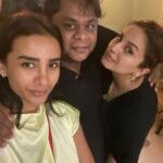 Huma Qureshi Instagram - Happy Bday you clown … Bas enough said .. no soppy notes .. coffee machine has been ordered 😝 @viveck.daaschaudhary #photodump #loveu