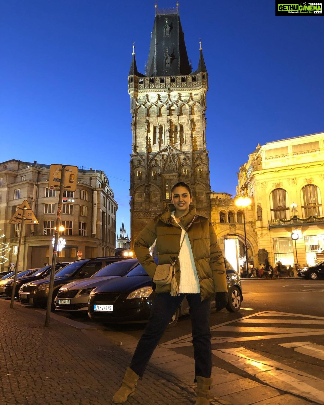 Huma Qureshi Instagram - Walking through the streets and bewildering beauty of Prague! Fashion Game on ! Jacket- @marksandspencerindia Fashion director- @officialkavitalakhani Sr. Stylist- @aeshu_lalan #Prague#holiday#BestNewYear’s #2020 #europe#trip#vacation ##RethinkwithMandS#RethinkWinter#RethinkFashion Prague, Czech Republic