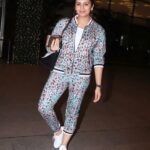 Huma Qureshi Instagram – Let’s go … #vacay #mode #comfy 
Outfit:@falgunishanepeacockindia 
Fashion director: @officialkavitalakhani 
Fashion stylist @aeshu_lalan Thabks @yogenshah_s for the photo 😊