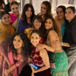 Huma Qureshi Instagram - Girl Gang #Diwali #nights Thank you @ektaravikapoor for a fun night @patralekhaa @rohiniyer @pragyadav @shanoosharmarahihai @ashwinyiyertiwari @nushratbharucha @krystledsouza @neelamkotharisoni #posers #celebration