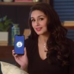 Huma Qureshi Instagram - My new ad for @panasonic_india with my fave fave @deohanskiran ... Its always fun shooting with him ❤️🦋 #phone #technology #humaqureshi #ad #beauty #delhi #shoot Part 1 of series .. @ajayvrao721