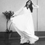 Huma Qureshi Instagram - She is nothing but all heart all fire 🔥❤@mohitrai @ajayvrao721 @sanapathan104 @harshitadaga01 @nautankichaiti and @tina_motwani #IndiasBestDramebaaz #mood #white #dervish