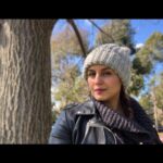 Huma Qureshi Instagram - Cheeks looking like Kashmiri apples 🍎 ... mom would approve 😜😂#cold #Melbourne #HQAroundTheWorld #royalbotanicgarden