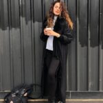 Huma Qureshi Instagram – Those coffee type feelings .. only coffee lovers can get it ☕️#coffee #feels #melbourne #walking Photo by the amateur – @nautankichaiti Stylish by the Uber blonde @aeshy That #jacket by @two.twostudio #fauxfur @aliceandolivia Keeping my #time @omega and my faithful @burberry bag #traveller #gypsy #HQAroundTheWorld