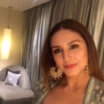 Huma Qureshi Instagram - Hey Guys! @fbbonline surprised me with a couple of their holiday outfits and I’m completely in love with it! Don’t forget to check out the Collection and #BeHolidayReady for all your upcoming vacays! #BeHolidayReady #fashion #summerwear #holidayseason #shopatfbb #fbbonline