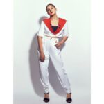 Huma Qureshi Instagram - Hellooooo 🤓 #glam #maharani #white #red Outfit - @bethecircus Jewellery- @diosaparis Shoes - @saintg_shoes HMU - @krisann.figueiredo.mua Styled by - @who_wore_what_when Photography- @chandrahas_prabhu