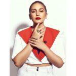 Huma Qureshi Instagram – Hellooooo 🤓 #glam #maharani #white #red 
Outfit – @bethecircus
Jewellery- @diosaparis 
Shoes – @saintg_shoes 
HMU – @krisann.figueiredo.mua 
Styled by – @who_wore_what_when 
Photography- @chandrahas_prabhu