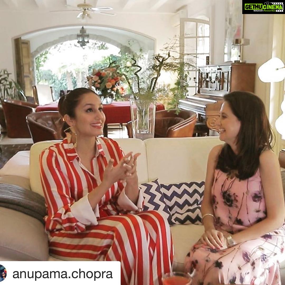 Huma Qureshi Instagram - You make me talk too much ❤❤ always a pleasure #Repost @anupama.chopra with @get_repost ・・・ @iamhumaq first came to @festivaldecannes with #gangsofwasseypur but she said it was on her bucket list to return as a red-carpet diva. This year she accomplished that breaking the gown tradition with aplomb! Interview coming soon @filmcompanion. #GreyGooseLife