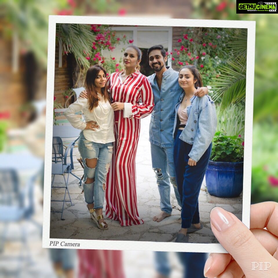 Huma Qureshi Instagram - A shout out to my #dreamteam. Thankkkkk you @mohitrai for doing all this in 2 weeks .. you have literally pulled out rabbits out of thin air β€ kya bolun aapko main #love @manjarisinghofficial @itsshanshan_ @nautankichaiti aka Manju, Gudiya and Chaitu for being such rock solid peeps π€β€πππ#gratitude #wonderful #cannes #humaatcannes #humaqureshi