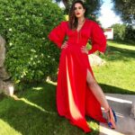 Huma Qureshi Instagram - Step in the right direction... @mohitrai @manjarisinghofficial @greygooseindia #greygoose #greygooselife #red #glam #cannes #2018