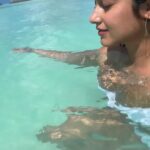 Ileana D'Cruz Instagram - There’s no better feeling than baking in the sun and then dunking yourself in the cool serene blue ocean 🌊 #waterbaby #beachbum #islandgirlforlife #majormissing Kuda Villingili