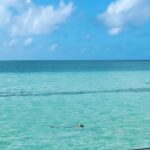 Ileana D'Cruz Instagram - Weekend mood 📸 by my sneaky photographer @dr.namratajadwani #dnd #happyplace #waterbaby Kuda Villingili Maldives