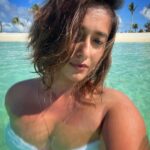 Ileana D'Cruz Instagram - Looking back to this🏝☀️🌊 @ncstravels @kudavillingiliresort Kuda Villingili Maldives