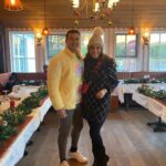 Isha Koppikar Instagram - Merry Christmas from the Narangs ❤️🎄✨ @theblacksheephotels @cluanieinn #merrychristmas #christmas #family #famjam #narangs #happiness #joy #christmasdecor #christmas #christmastime #christmasmood #mood #happyholidays #christmascrackers Cluanie Inn