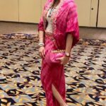 Isha Koppikar Instagram – There’s a shade of pink for everyone. Mine’s hot. 😉

Outfit by @nipabadianidesigns 

#ishakoppikarnarang #hotpink #fashionstyle #fashiongram #trendingreels #reelsinstagram #reelsvideo #reelsindia #ootd #fashionpost