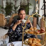 Isha Koppikar Instagram – Let’s get this weekend started ☕️ 

#weekend #weekendvibes #worldfoodday #foodiesofinstagram #calmness #calmmind #moment #bepresentinthemoment #enjoylife #tea #mood #reelsofinstagram #feelitreelit #trendingreels #viralreels