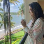 Isha Koppikar Instagram - I’m always on a vacation, since I love my occupation 🏝 #ishakoppikarnarang #holiday #goa #mondaymotivation #moodoftheday #morningsbelike #loveyourself #loveyourwork #feelitreelit #reelsinstagram #trendingreels #reelsviral