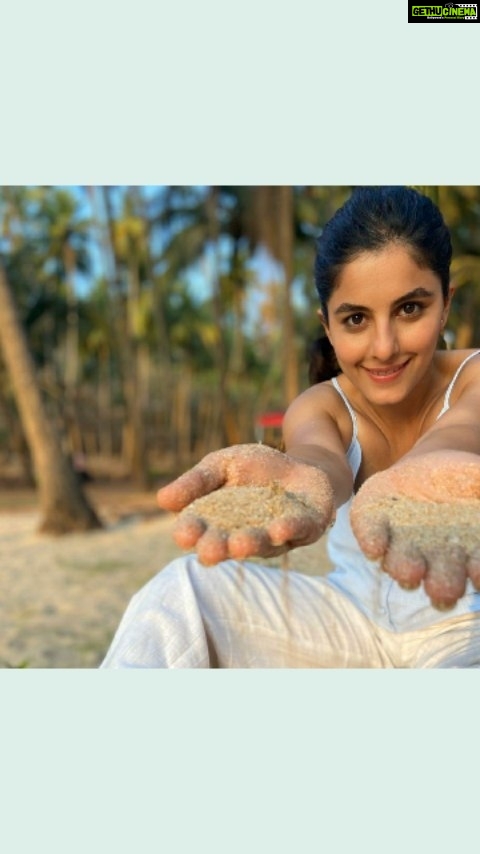 Isha Talwar - 179.5K Likes - I shore did seas the day! 🌴☀️💙
#Goa #ReelItFeelIt #BTS