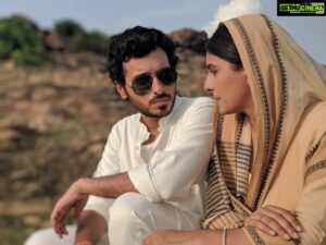 Isha Talwar Instagram - Munna urf @divyenndu, tumne bhi binge watch kar liya hai kya? 

#Mirzapur2 

@yehhaimirzapur @primevideoin @excelmovies