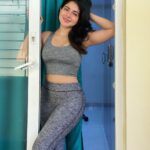 Iswarya Menon Instagram – #workoutblues 🌚🖤