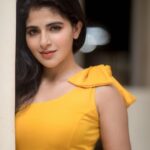 Iswarya Menon Instagram – 💛
.
.
.
@camerasenthil