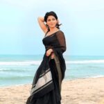Iswarya Menon Instagram - Never ending love for sarees 🖤 . #sareeiselegance 🥰
