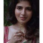 Iswarya Menon Instagram - Her eyes sparkle because she see magic everywhere ✨ . #gratefulthankfulblessed . @irst_photography