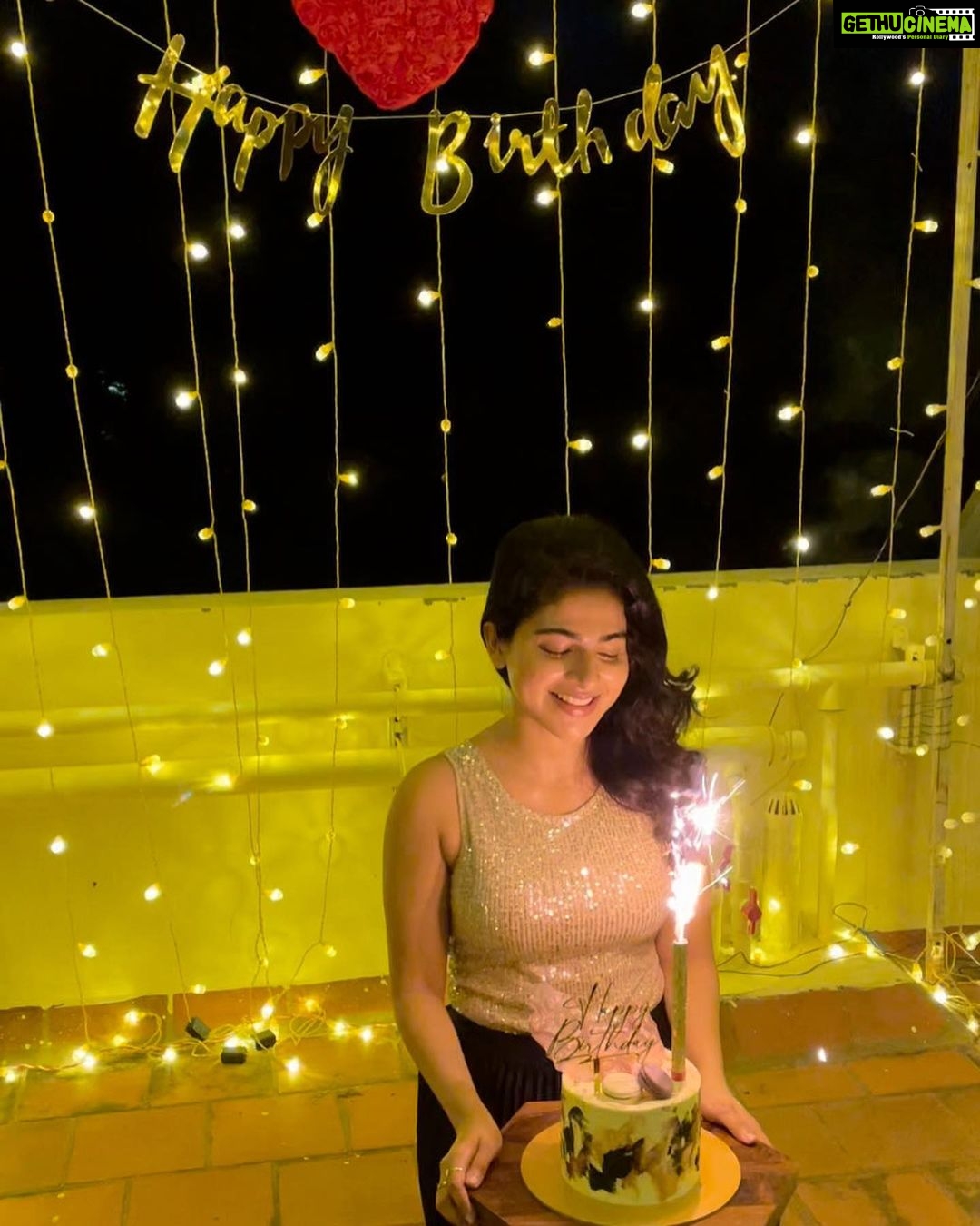 Iswarya Menon - 279.5K Likes - Most Liked Instagram Photos