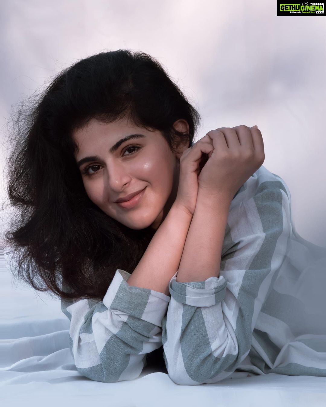 Iswarya Menon Instagram - Happy womens day ❤️☺️ . @irst_photography