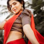 Iswarya Menon Instagram – ❤️‍🔥
.

@storiesbypreetham 📸
Styling : @paviiiee_08 
MUA : @kalwon_beauty 
Hairstylist: @ganesh_hair_architect 
Designer : @labelswarupa 
Jewellery : @chennai_jazz
@jayamukeshmenon