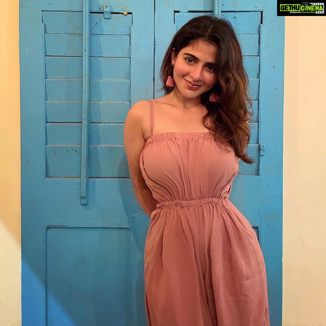 Iswarya Menon - 284.2K Likes - Most Liked Instagram Photos