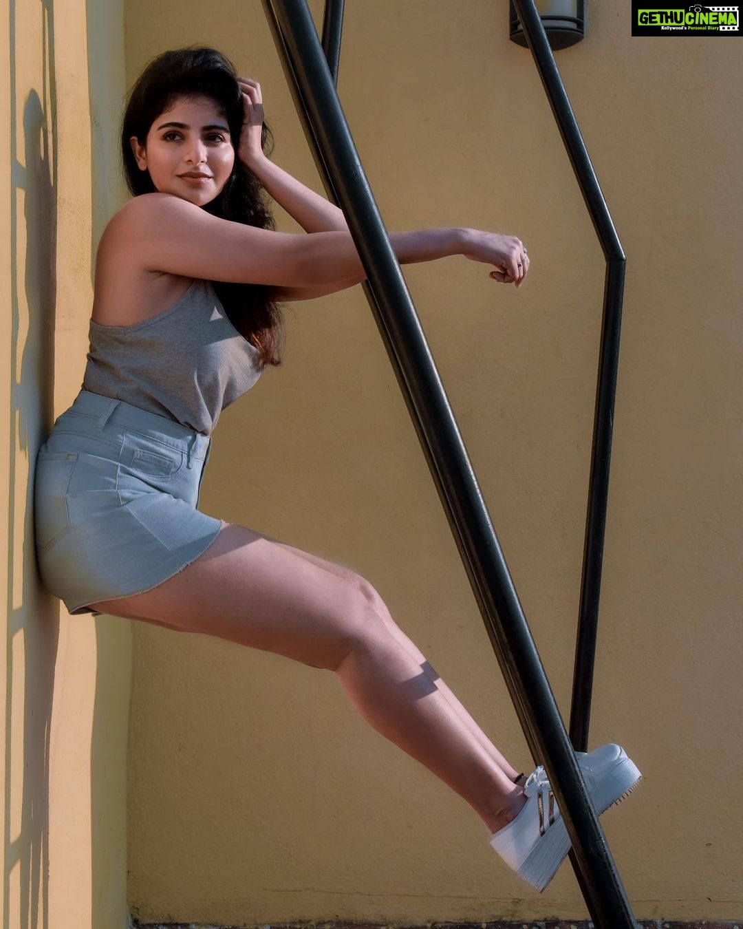 Iswarya Menon - 306.4K Likes - Most Liked Instagram Photos