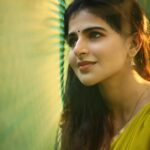Iswarya Menon Instagram - 💫 . . @camerasenthil • @artistrybyfathi • @yoshnasbyela