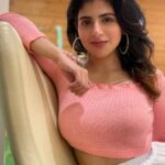 Iswarya Menon Instagram – 2 M 🙏🏼
Thank you ❤️
All I have is gratitude for all the love that you shower on me .
I love you 😘