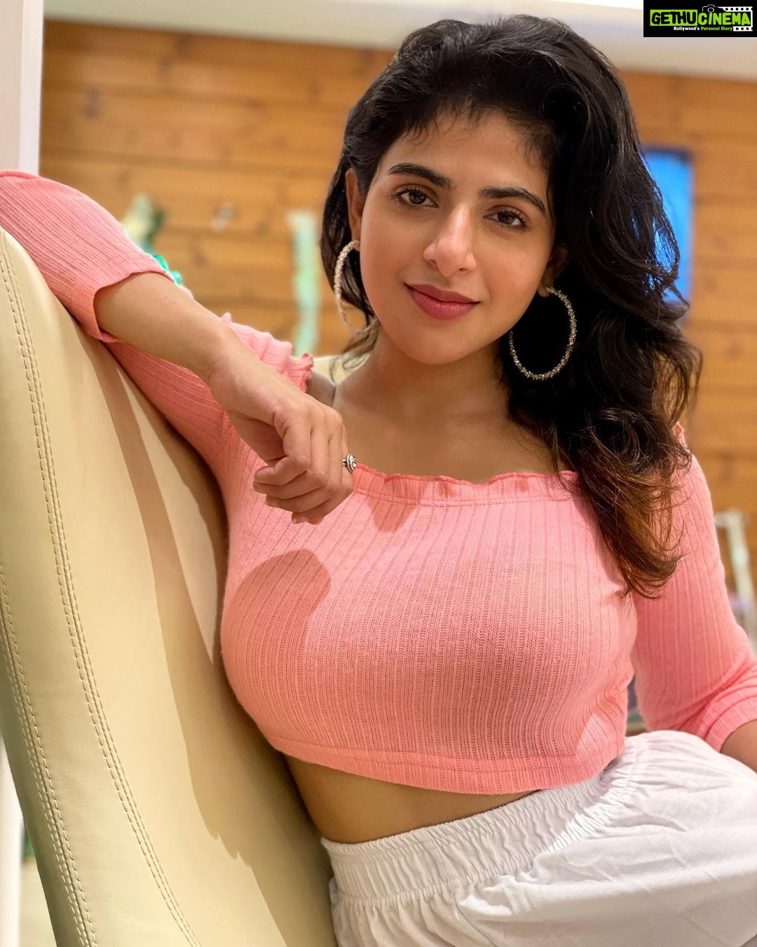 Iswarya Menon - 299.5K Likes - Most Liked Instagram Photos