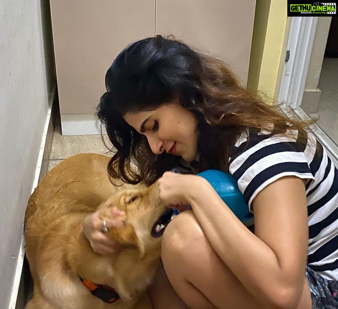 Iswarya Menon Instagram - Sundays like this 😍 with ms. @coffeemenon 🧿 . What’s your plan for the day? ❤️