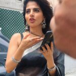 Iswarya Menon Instagram - Why post “Oh so perfect picture everytime”??? We are all flawed, and I love flawed pictures ❤️.. The more the flaws , the more realness 🥰 . Love these pictures from #naansirithal , in between the shots of #dhomdhom when I was chit chatting with @oliver_nathaneal @preethinarayanan @stevepaulwillson ❤️ . Thanks to whoever clicked these, m not sure wthr it was @stevepaulwillson or @preethinarayanan 🤔 thanks though 🥰
