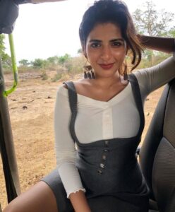 Iswarya Menon Instagram - Wanderlust & forest dust 🏜 . #throwback #wanderluster