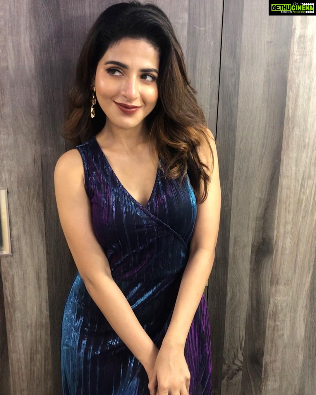 Iswarya Menon Instagram - Thatβs me hoping for a CORONA FREE WORLD πππ . #throwback #quarantinemode #stayhomestaysafe