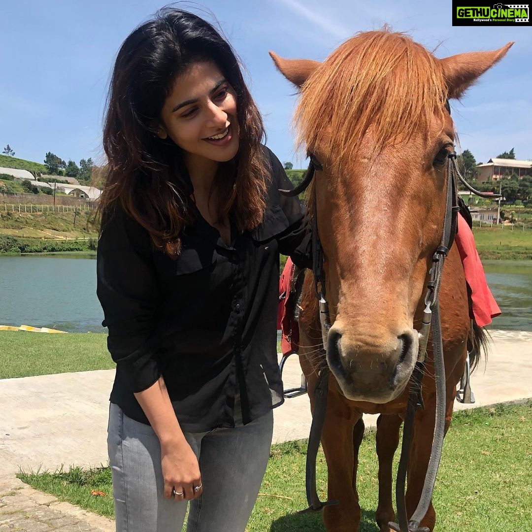 Iswarya Menon Instagram - π΄π¬π Isnβt she cute?