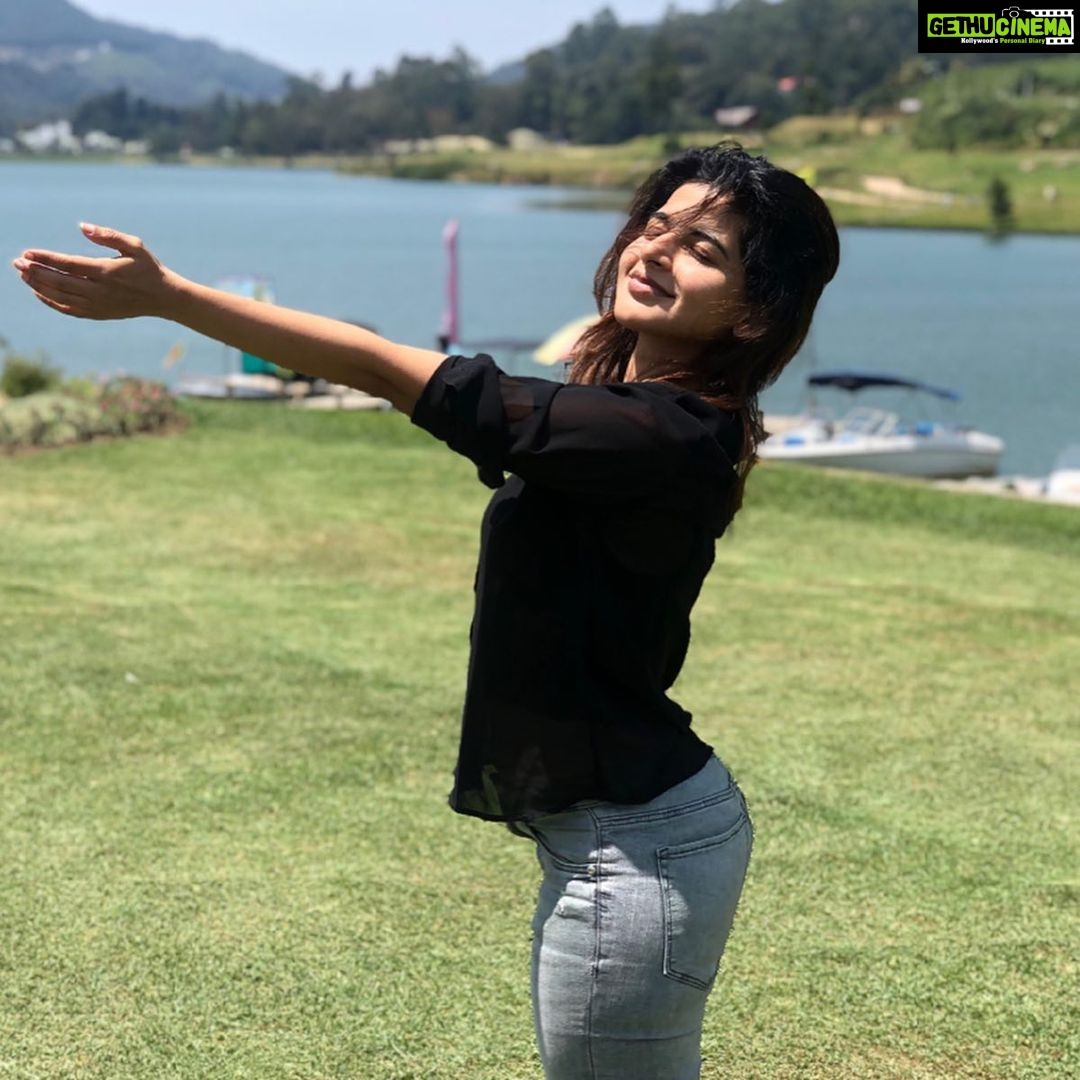 Iswarya Menon Instagram - Some old fashioned things like fresh air & sunshine are hard to beat 🌞❤️