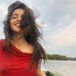 Iswarya Menon Instagram - Wind in the hair, smile on the face, spark in the eyes ❤️ isn’t that pure happiness? . #happyheart #majorthrowback #stayhomepostathrowback 😉