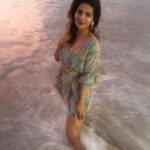 Iswarya Menon Instagram - #throwback 💚❤️ Hope all of you are home!! Please stay indoors all of you 🙏 The only way we can get of this pandemic is by staying at home .. let’s do our bit ❤️🙏