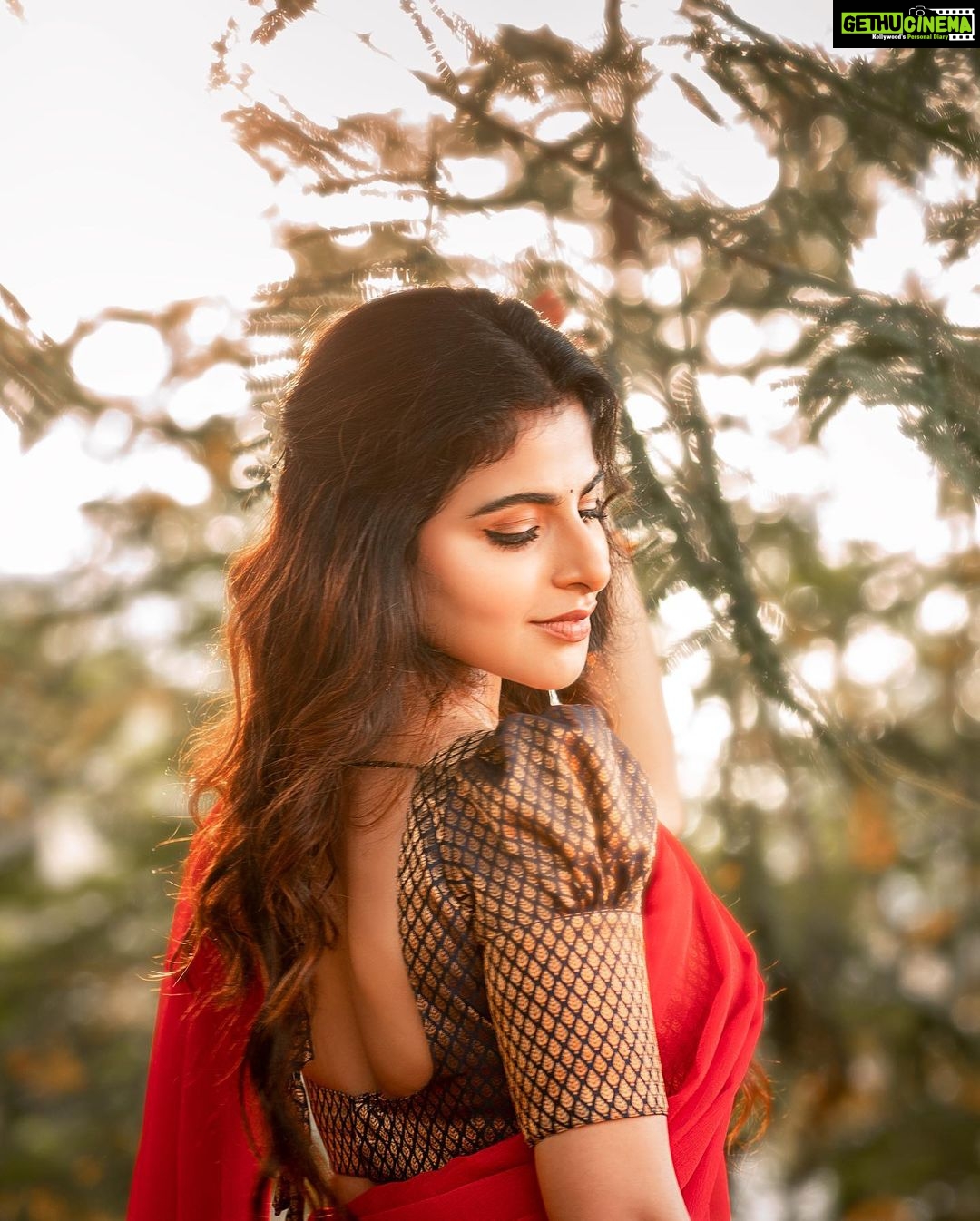 Iswarya Menon - 285.9K Likes - Most Liked Instagram Photos