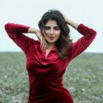 Iswarya Menon Instagram - Suppose I am your Santa 🎅 What’s your wishes? . #merrychristmas 🥳🎄❤️ . @irst_photography