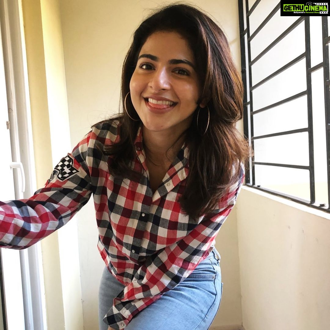 Iswarya Menon Instagram - Be a little more You and a lot less them 😍😉🤓