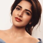 Iswarya Menon Instagram - Chin up, you butter cup ❤️😘