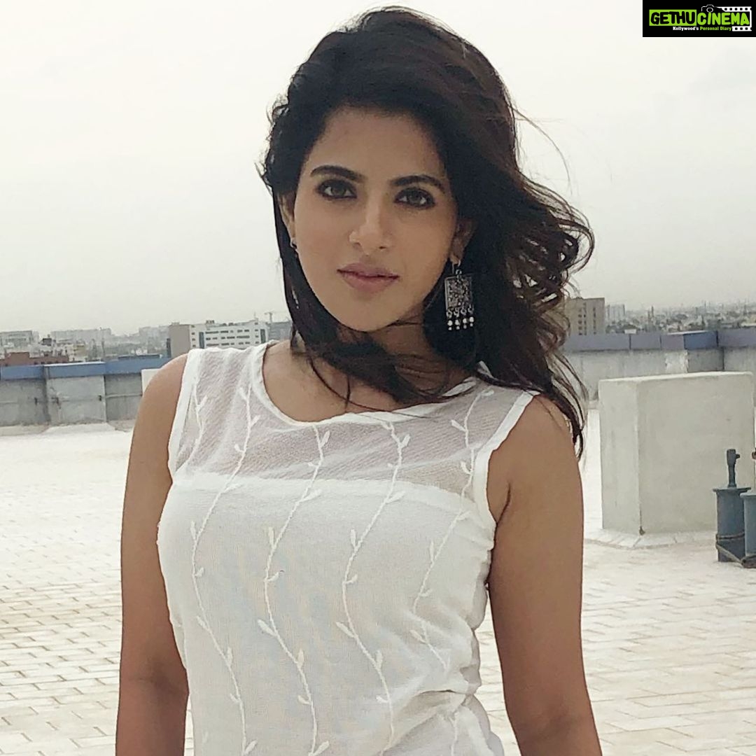 Iswarya Menon Instagram - Look into my eyes, does your soul catch fire?! 🔥 If yes, keep looking 😉 If no, ignore 👻😂🤓