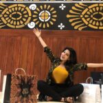 Iswarya Menon Instagram - So it’s been soooo long, just so long since I went shopping.. so today I went to @VR.chennai & shopped til I dropped 😂 Hence the picture of me sitting on the floor 🤣 I went crazyyyyyy🤓 . Do you like shopping??? Comment below !! 🤩❤️❤️ . #ritukumar #hushpuppies #innisfree #calvinklein #lactose #Ultimateshoppingdestination #VRone #anniversarycelebrations #ultimatefashiondestination #VRchennai #annanagar